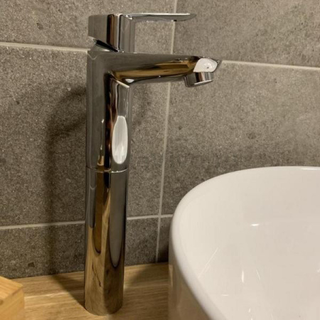 af5b6f44-9562-11eb-91b7-0cc47ae7d2a2000741483_original