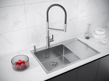 81_PM777851-BSL_tut_c0