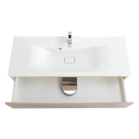 352ab41899e995613ebf45504cec4b3e