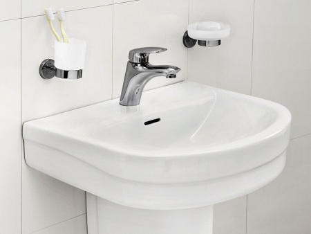 c7e60b75-c83f-11e4-8297-e82aea093a52000682061_original