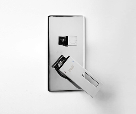 f639e8b3-0785-11eb-91b7-0cc47ae7d2a2000712217_original