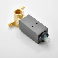 UMG30RV72_387_4