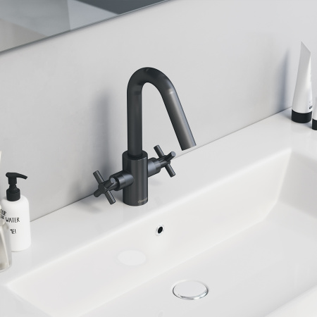 aea3a78b-d086-11ea-91b7-0cc47ae7d2a2000750031_original