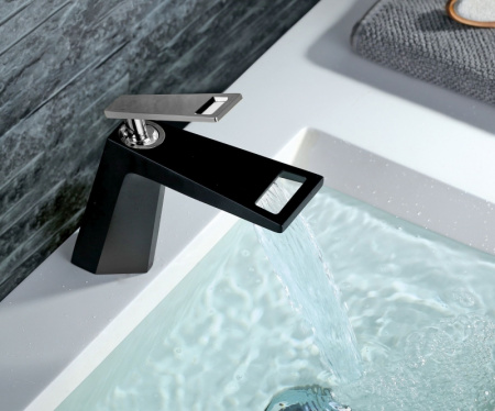 b444dac6-c52f-11eb-91b9-0cc47ae7d2a2000756527_original