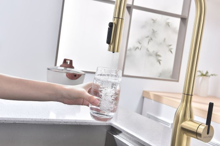 34_Un213880-SBG_tut_c10