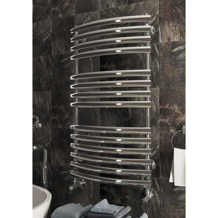 57cee8e7-04aa-11ea-91b2-0cc47ae7d2a2000695546_original