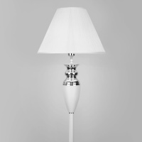 napolnyy-svetilnik-s-tkanevym-abazhurom-009-belyy-a062588-0004