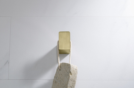 b5e2af90-c52e-11eb-91b9-0cc47ae7d2a2000792355_original