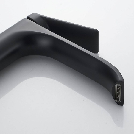 18e773d8f8mcvb69h9zi94ggcb9g3xda